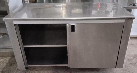 Ερμάριο Ανοξείδωτο 144x70x86Cm Με 2 Συρόμενες Πόρτες Μεταχειρισμένη